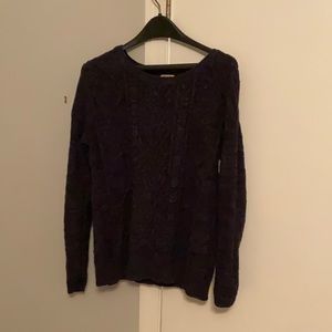 Cotton knit crew neck sweater by Mossimo